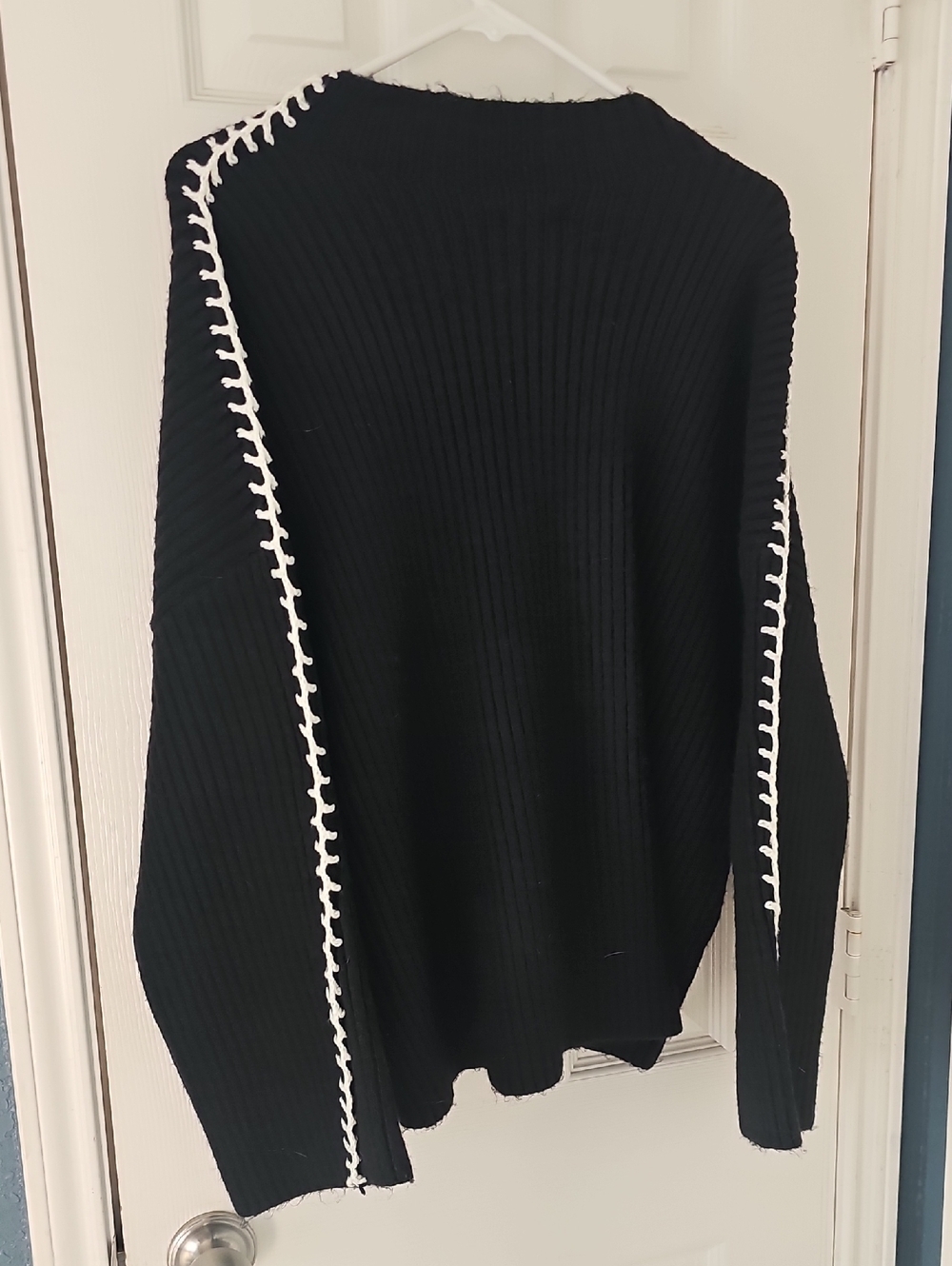 New Halogen Contrast Stitch Chunky Plush Thick Sweater BLK/White XL - Picture 3 of 14